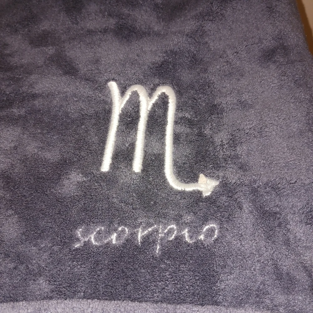 Scorpio Bath Towel Set